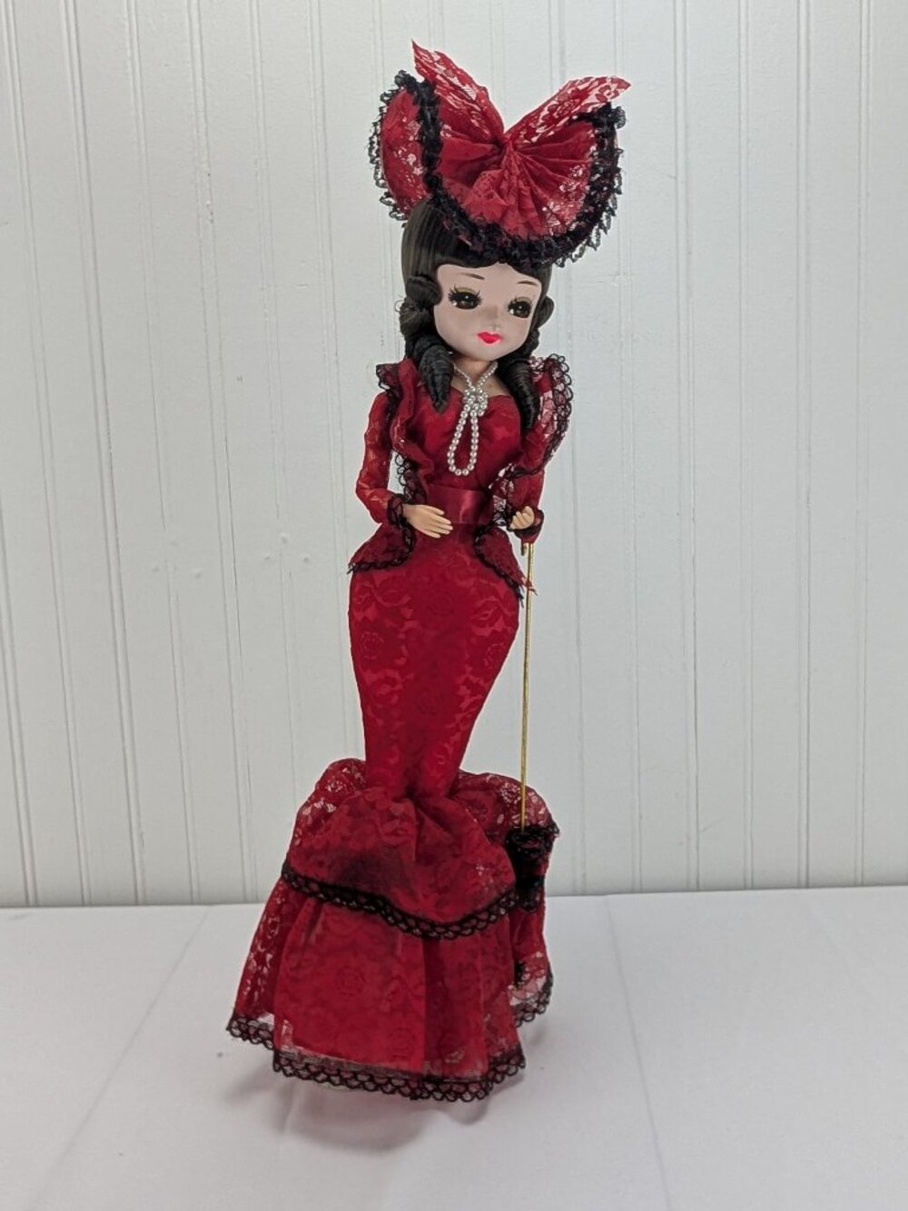 Vintage Bradley Big Eye Fabric Doll 21" Brunette Red Southern Belle Musical Base